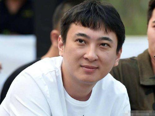 娱乐圈吃瓜四人组  第3张